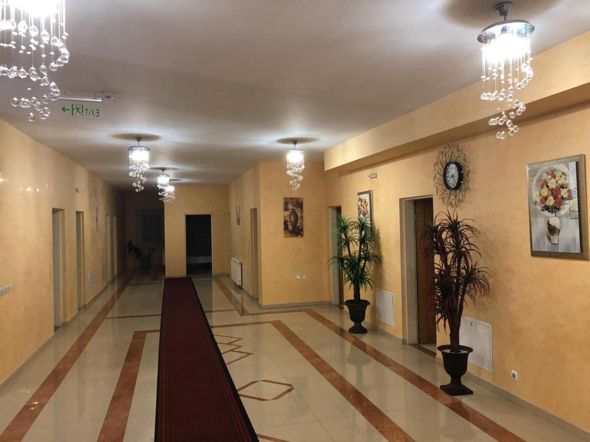 Yal Hotel & Restaurant Тетово Екстериор снимка