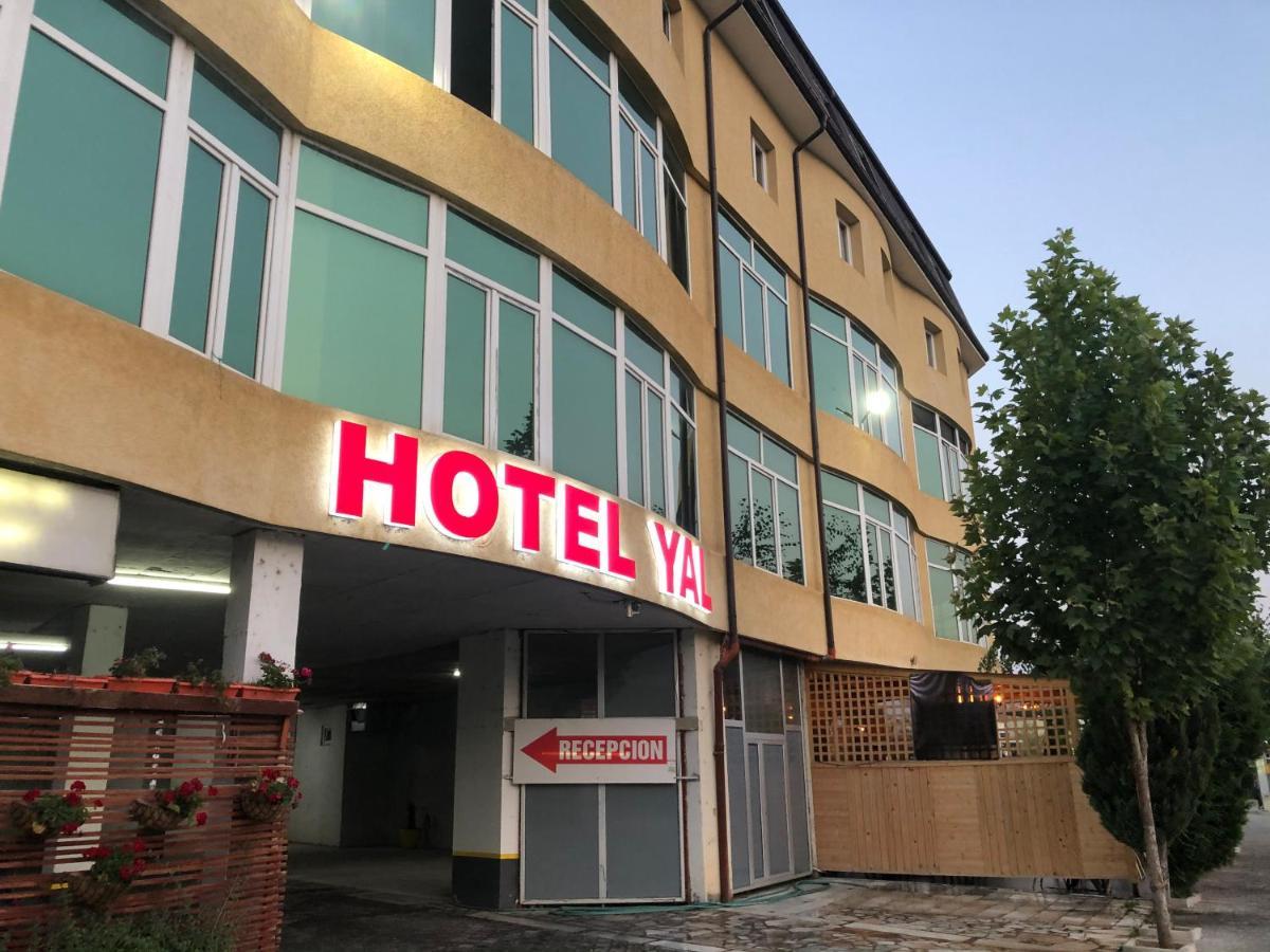 Yal Hotel & Restaurant Тетово Екстериор снимка